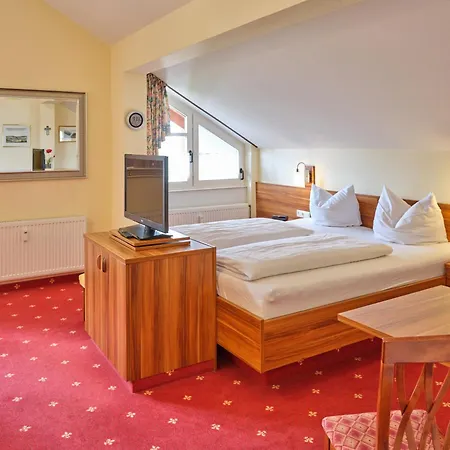 Appartement-haus Blumenhof Aparthotel Bad Griesbach (Bavaria)